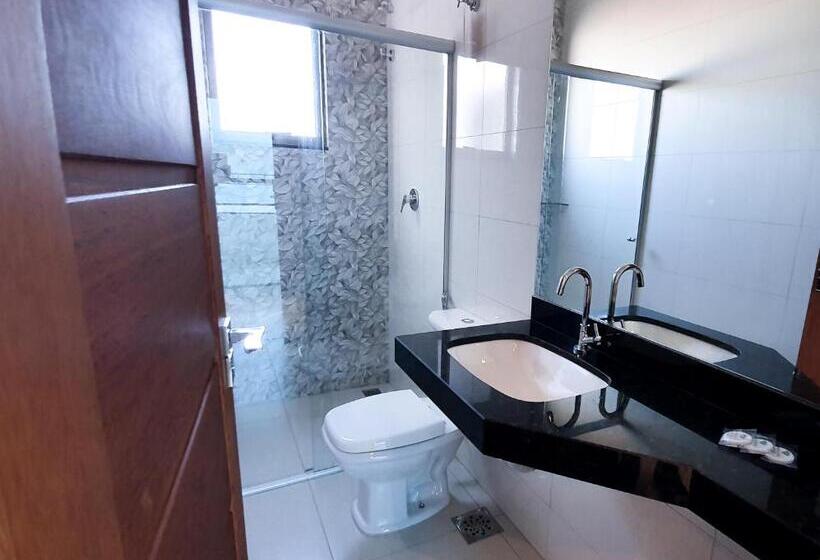 חדר סטנדרט, Good Stone Curvelo