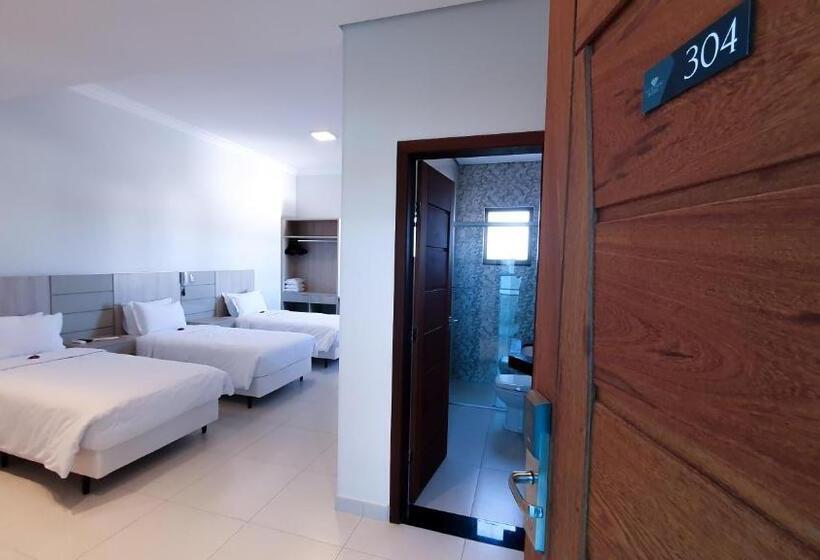 חדר סטנדרט לשלושה, Good Stone Curvelo