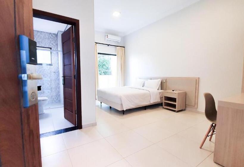 דירת חדר סופריור, Good Stone Curvelo