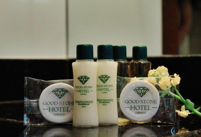 דירת חדר סופריור, Good Stone Curvelo
