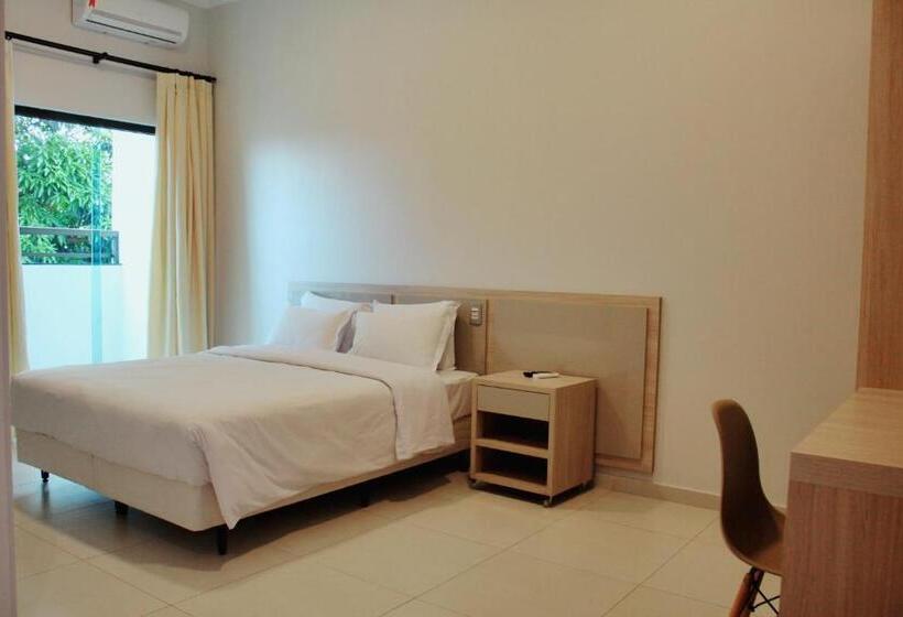 דירת חדר סופריור, Good Stone Curvelo