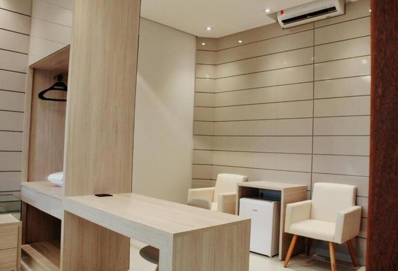 דירת חדר דלוקס, Good Stone Curvelo