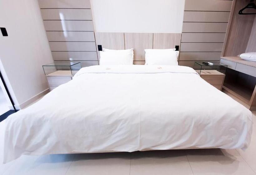 דירת חדר דלוקס, Good Stone Curvelo