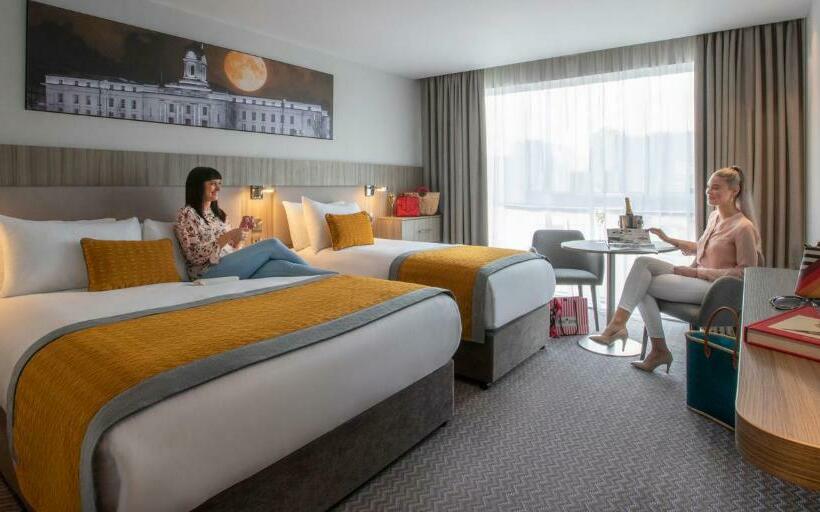 싱글 디럭스 룸, Maldron Hotel Merrion Road
