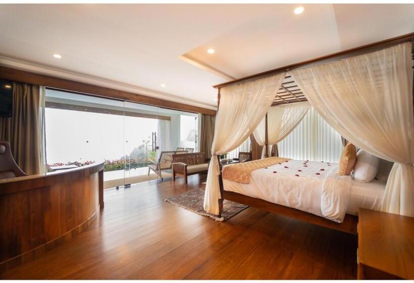 سوئیت پریمیوم, Chandys Drizzle Drops   Munnar Top Station