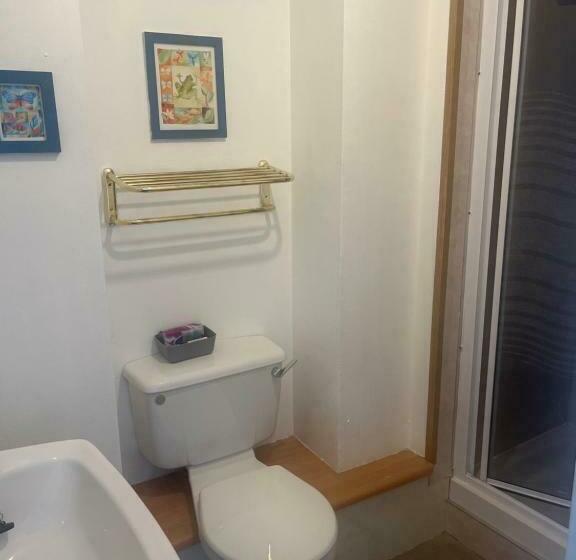 اتاق استاندارد, Dunarle Guesthouse