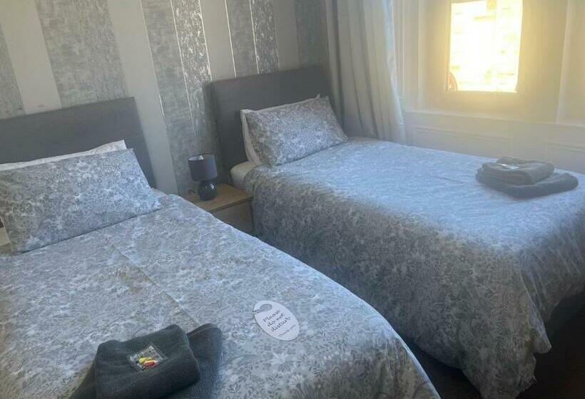 اتاق استاندارد, Dunarle Guesthouse