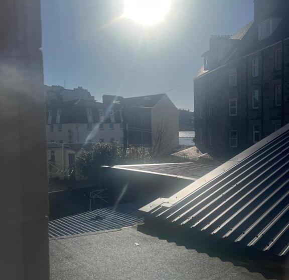 اتاق استاندارد سه نفره, Dunarle Guesthouse