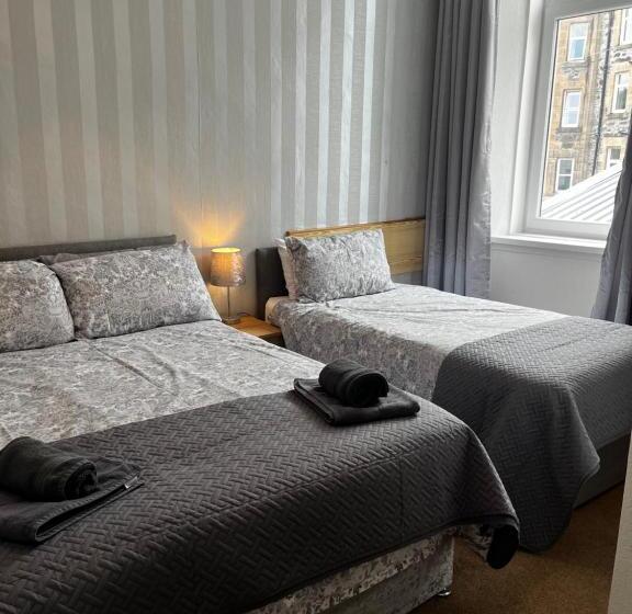 اتاق استاندارد سه نفره, Dunarle Guesthouse