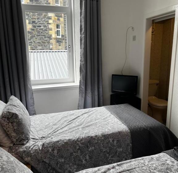 اتاق استاندارد سه نفره, Dunarle Guesthouse