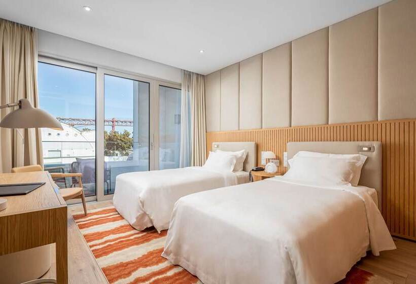 سوئیت 2 خوابه, Hyatt Regency Lisbon