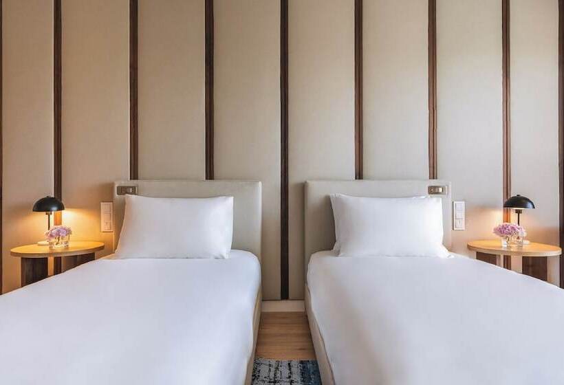 سوئیت 2 خوابه, Hyatt Regency Lisbon