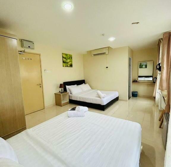 高级家庭房间, Noor Hotel Kangar