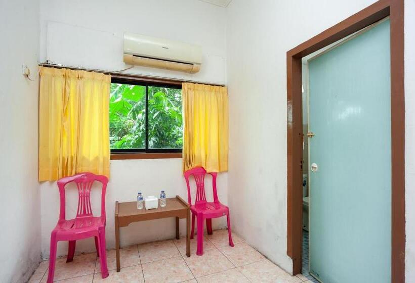 Номер Стандарт, Reddoorz @ Jalan Jendral Sudirman Jambi 2