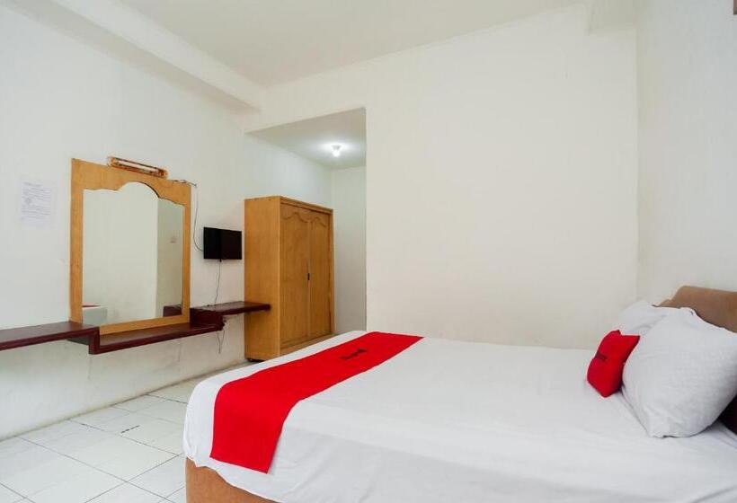 Economy Szoba, Reddoorz @ Jalan Jendral Sudirman Jambi 2