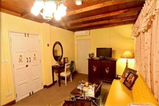 디럭스 룸, The Colored House Jomtien