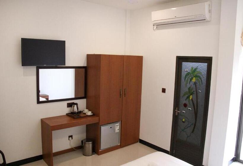 اتاق استاندارد, Beach Walk Villa Maldives