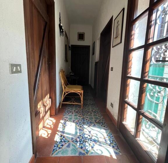 标准间, Fondazione Villa Point Onlus