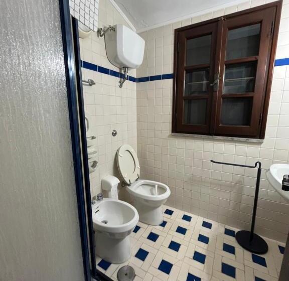 标准间, Fondazione Villa Point Onlus