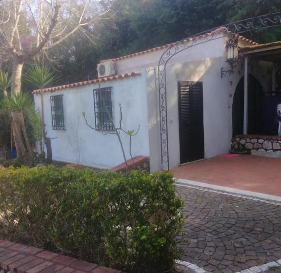 标准平房, Fondazione Villa Point Onlus