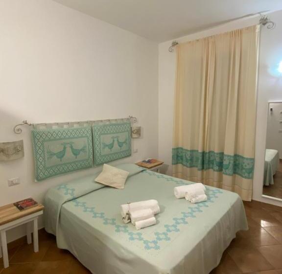 Standard room with outdoor bath, Palazzo Antico