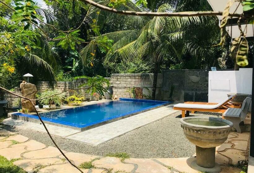 带大床的标准间, Peaceful Green Villa