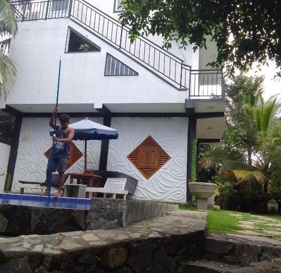 带大床的标准间, Peaceful Green Villa