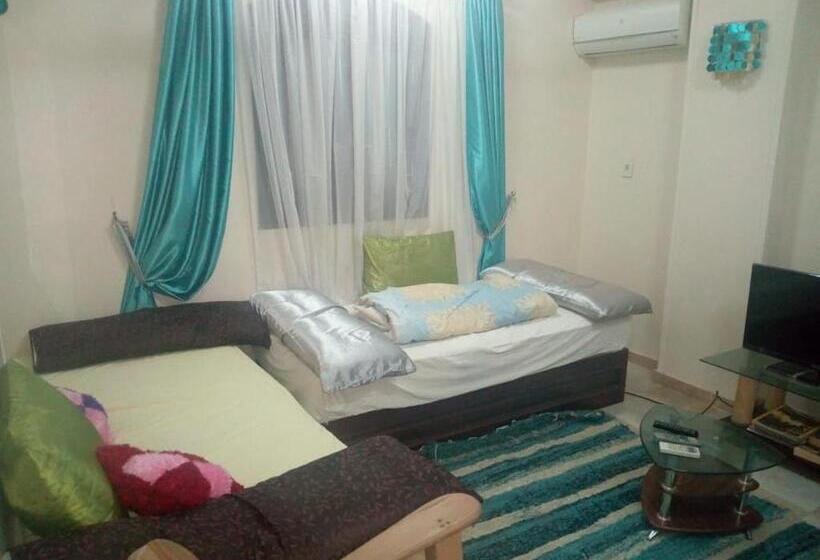 2 Sovrums Lägenhet, Villa Carimo