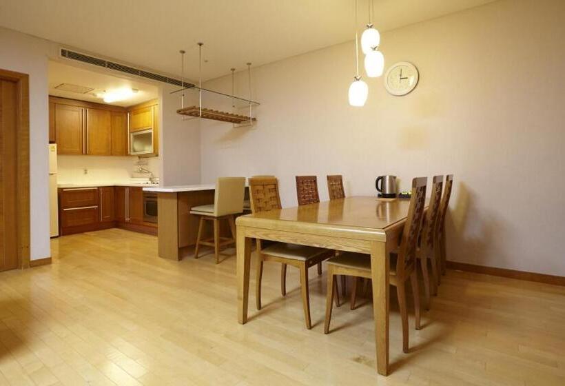 豪华房间, Elysian Gangchon Resort