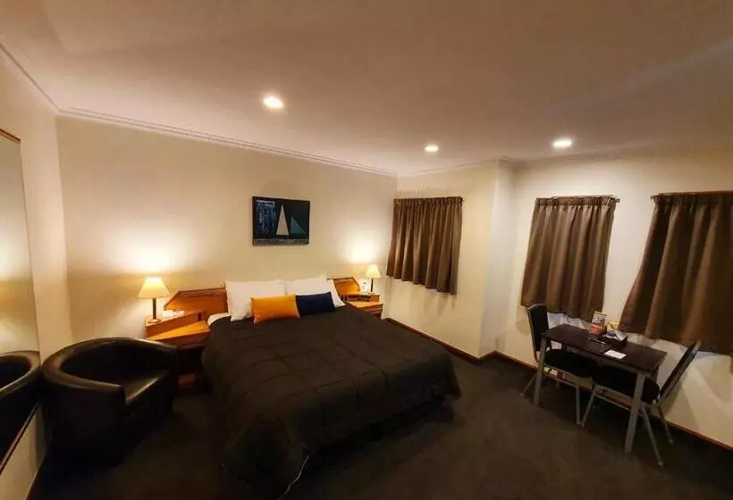キングサイドベッドのスタンダードワンルーム, Fitzherbert Castle Motel