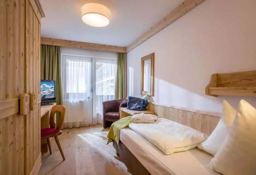スタンダードシングルルーム, Alpin Family Resort Seetal