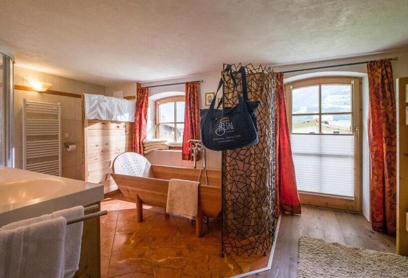 בקתת חדר, Alpin Family Resort Seetal