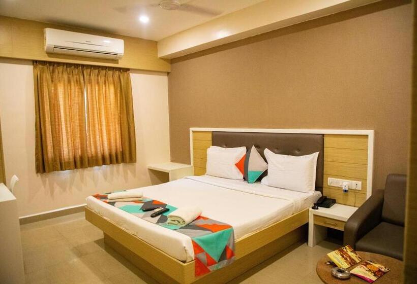 标准间, Arunaachalaa Resiidency