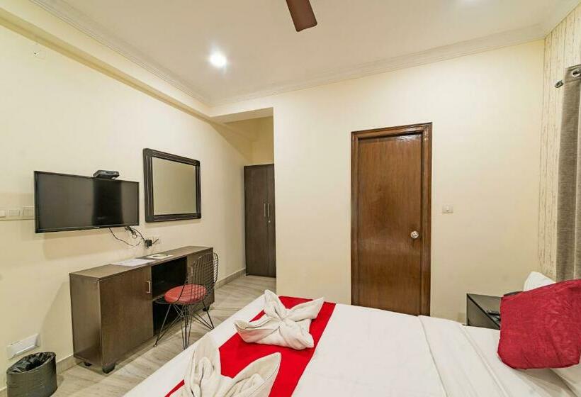 Quarto Estandar, Athome, Whitefields, Kondapur