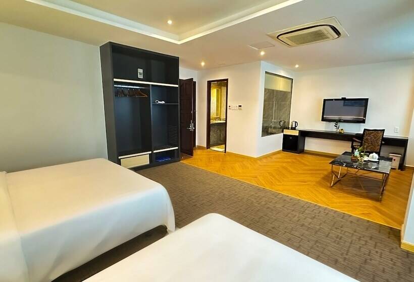 اتاق سوپریور, Dong Kinh