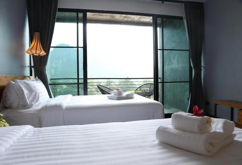 プレミアムルーム, Inthira Vang Vieng