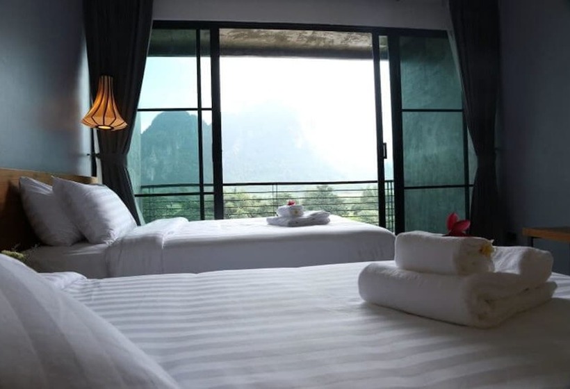 プレミアムルーム, Inthira Vang Vieng