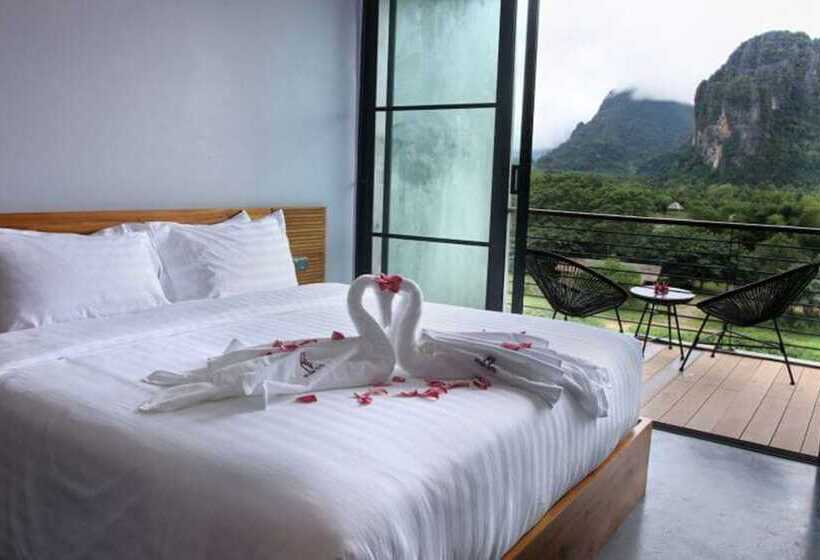 プレミアムルーム, Inthira Vang Vieng