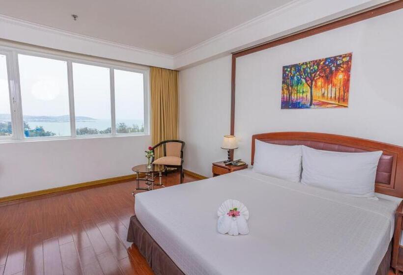 اتاق لوکس با تخت بزرگ, Ttc Hotel Phan Thiet
