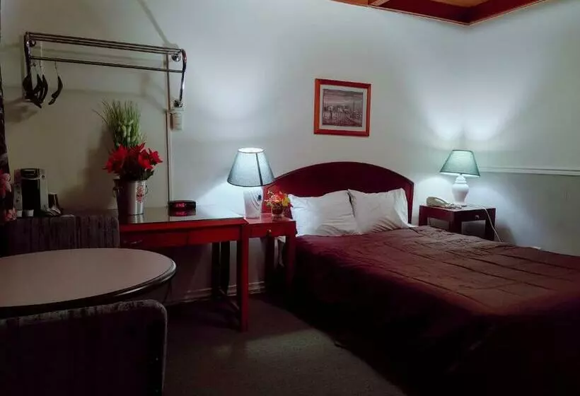 اتاق استاندارد, Kootenay Country Inn