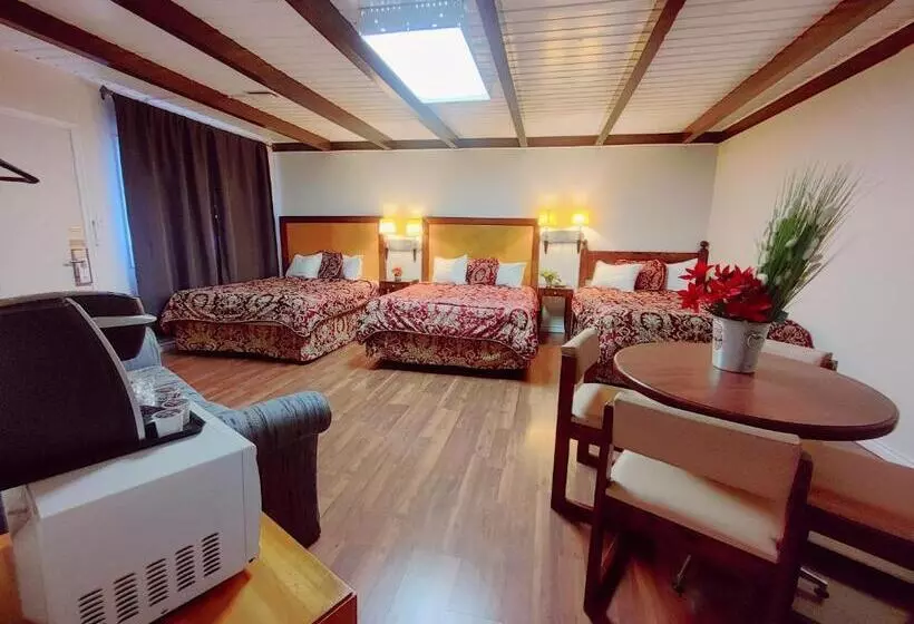 اتاق لوکس خانوادگی, Kootenay Country Inn