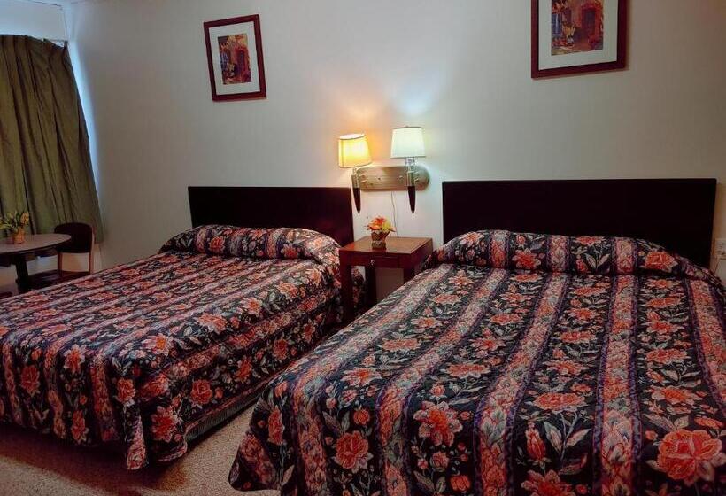 חדר משפחתי, Kootenay Country Inn