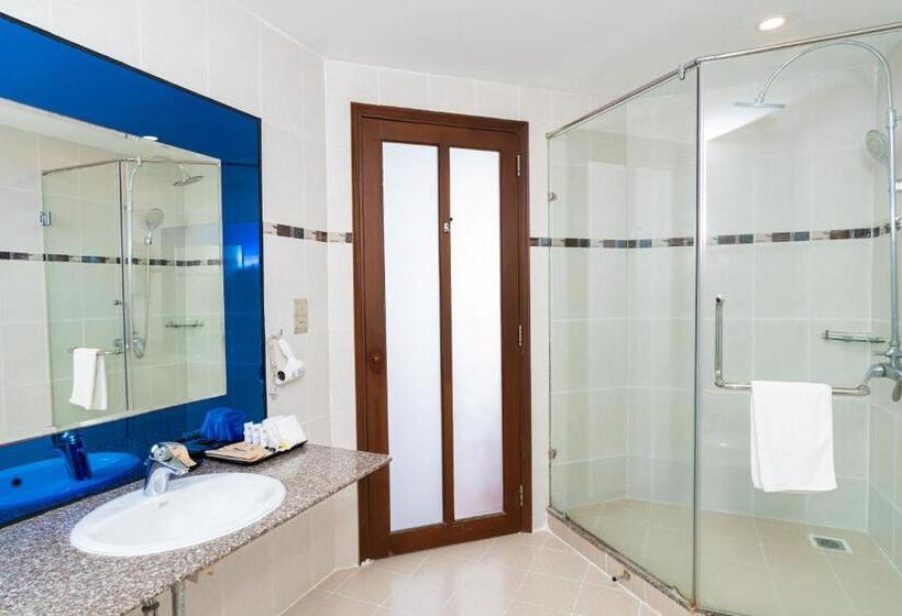 اتاق لوکس با تخت بزرگ, Ttc Hotel Phan Thiet