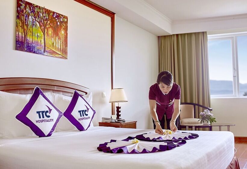 اتاق لوکس با تخت بزرگ, Ttc Hotel Phan Thiet