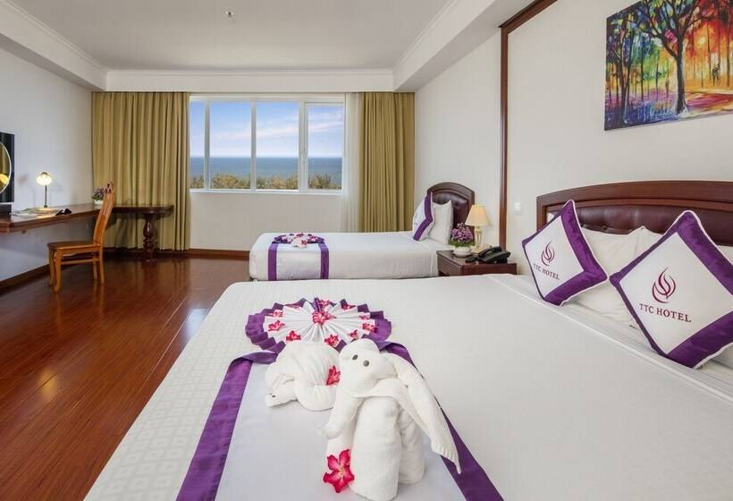 اتاق لوکس با چشمانداز دریا, Ttc Hotel Phan Thiet