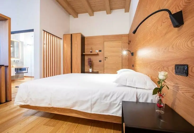 ジュニアスイート, Villa Giade