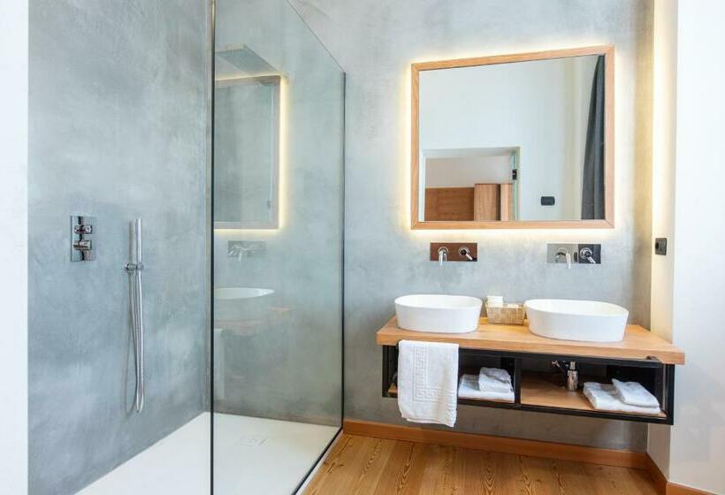 디럭스 룸, Villa Giade