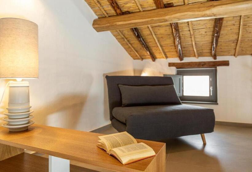 اتاق استاندارد چهار تخته, Domu Qirat   Authentic Rooms & Terraces