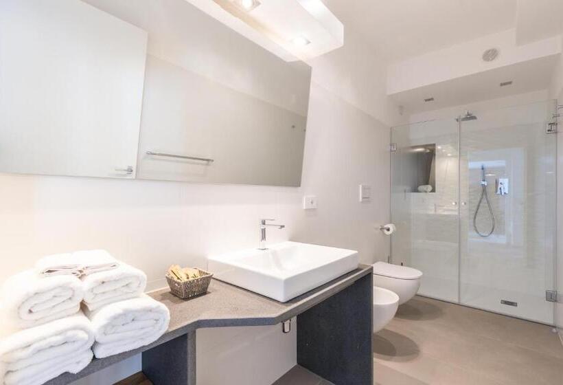 חדר סטנדרט עם טרסה, Domu Qirat   Authentic Rooms & Terraces