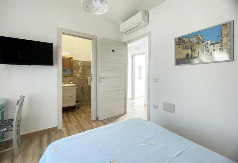 חדר סטנדרט יחיד עם מרפסת, Affittacamere Agorà